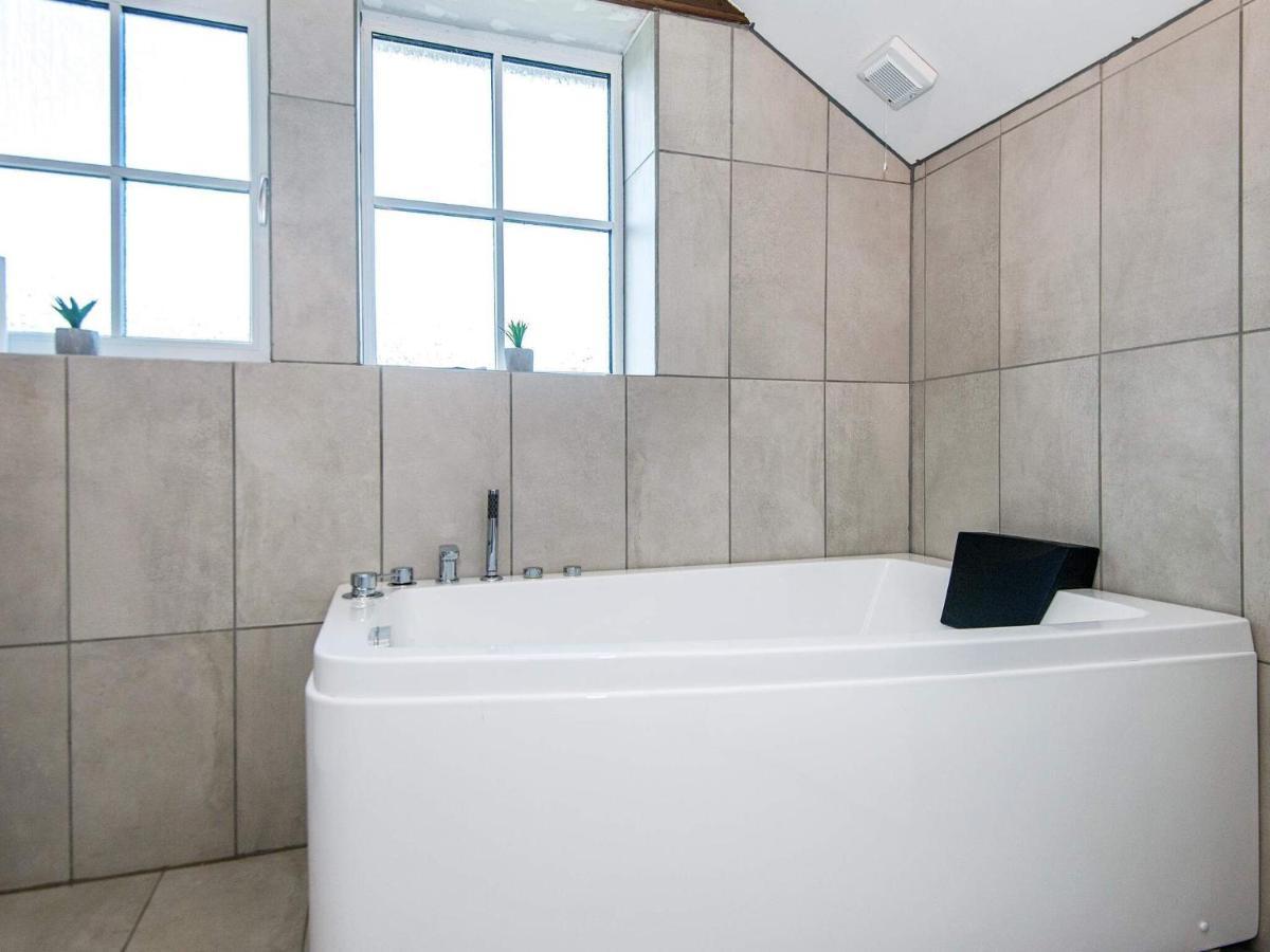 6 Person Holiday Home In Ansager 외부 사진